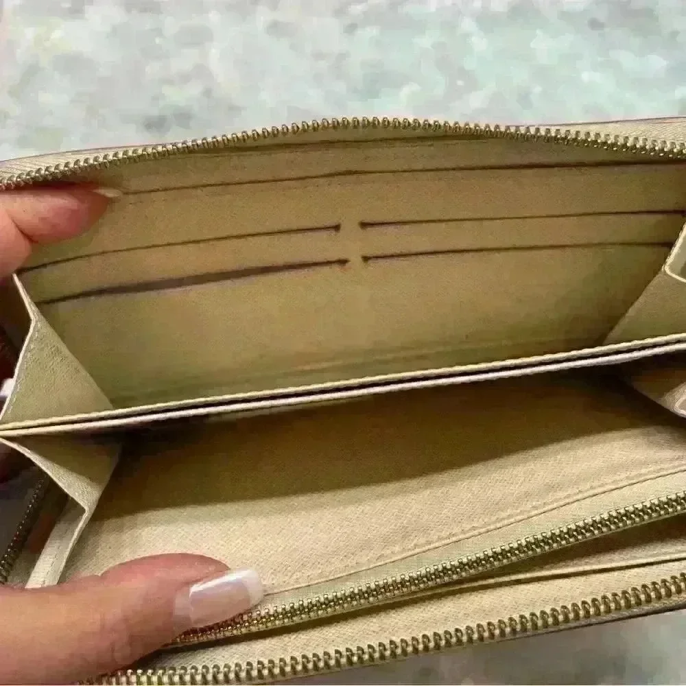 Louis Vuitton louis vuitton