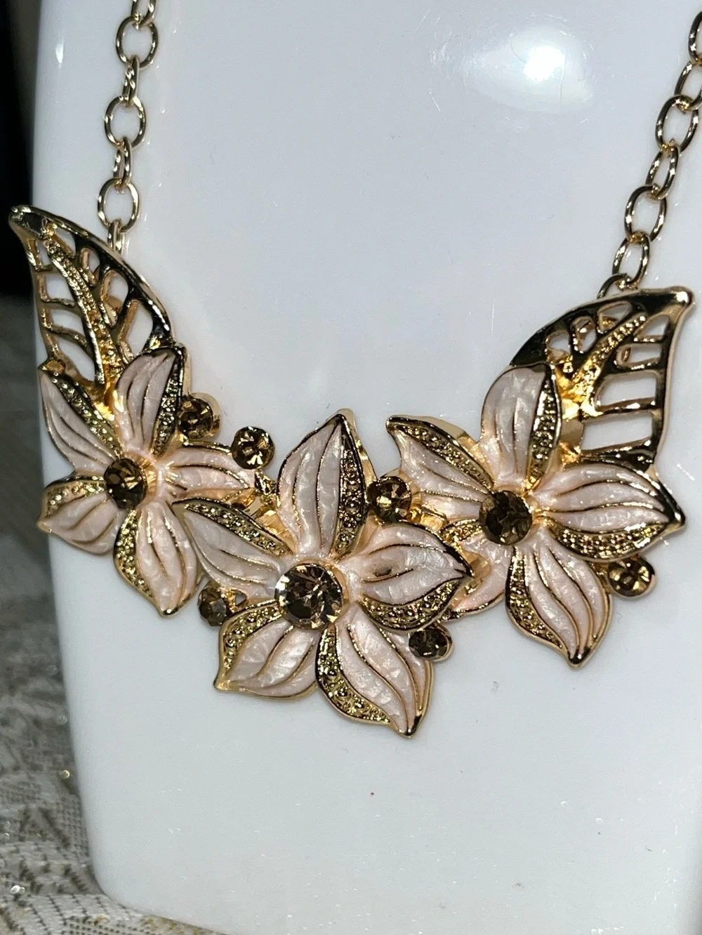 Unbranded new gold