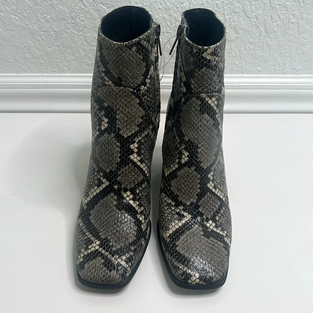 Circus by Sam Edelman padded these