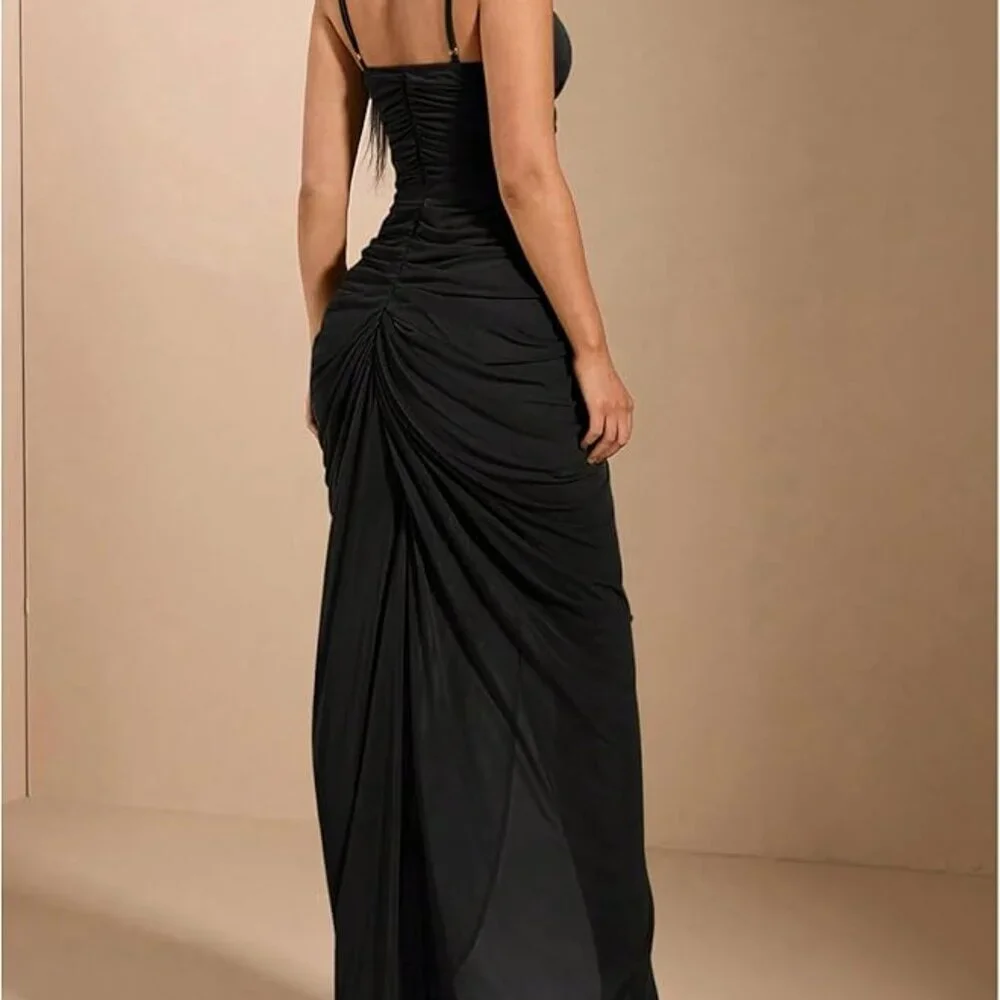 🖤 NWT Black Sweetheart Ruched Maxi Dress – XS
