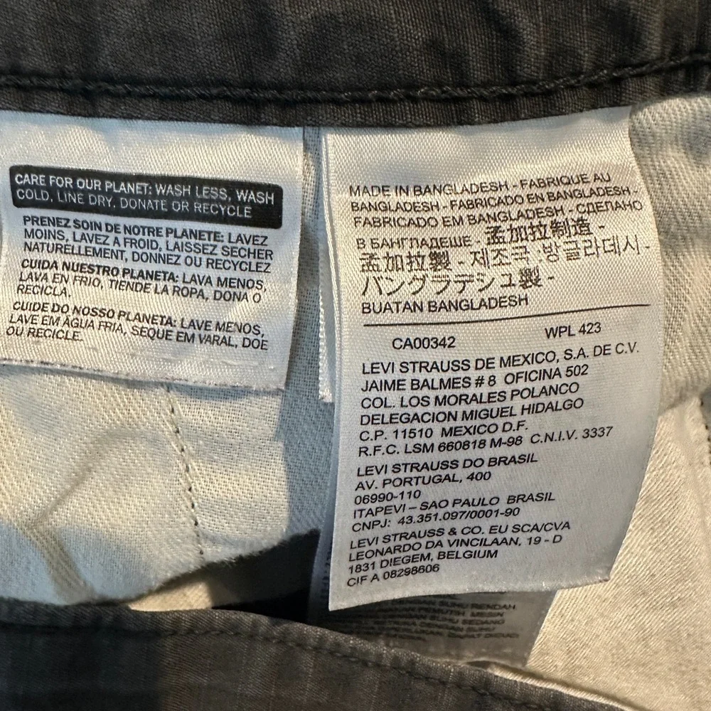 Levi's mens Cargo Shorts 100% Cotton 9