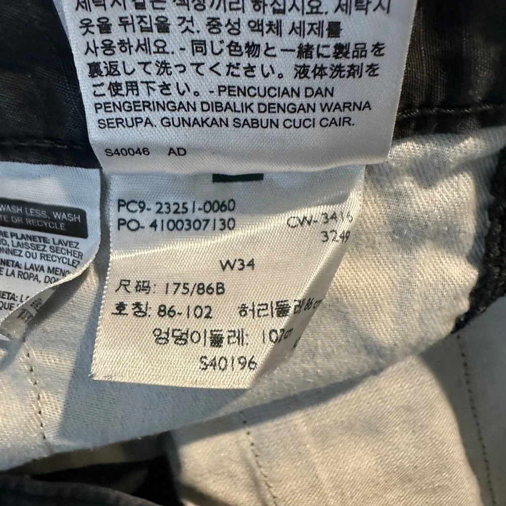 Levi's mens Cargo Shorts 100% Cotton 9