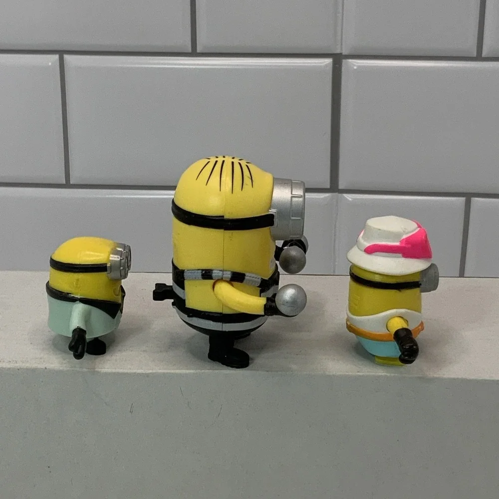 Minions Lot Plastic‎ Mcdonalds 3 Despicable ME Figures