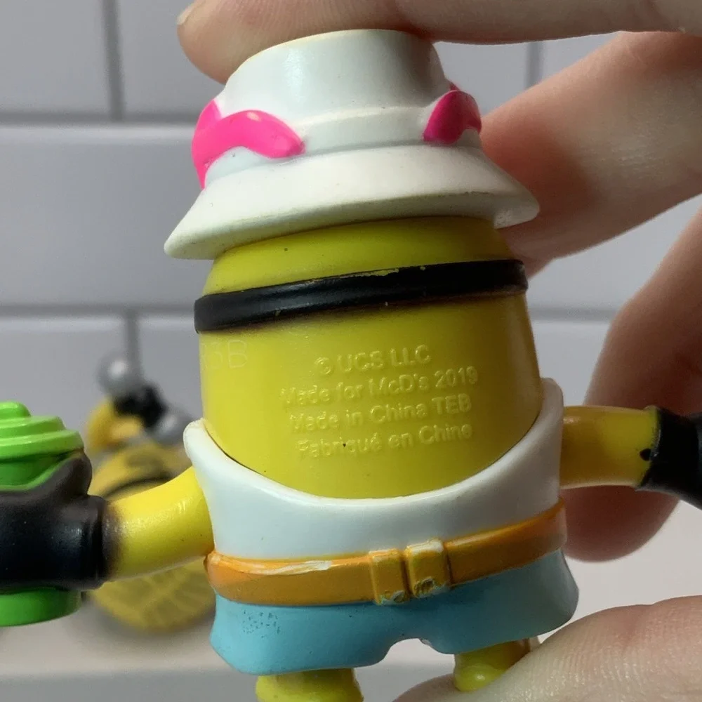 Minions Lot Plastic‎ Mcdonalds 3 Despicable ME Figures