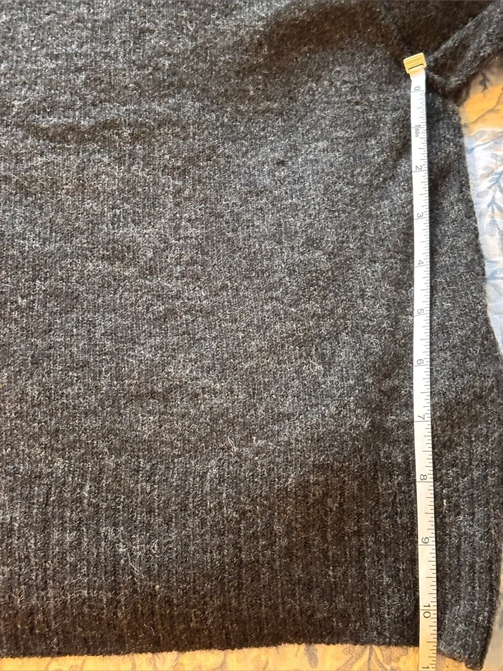 🌸 Billabong Dark Gray Crewneck Cut-out Boxy Cut Long Sleeve Sweater Size M
