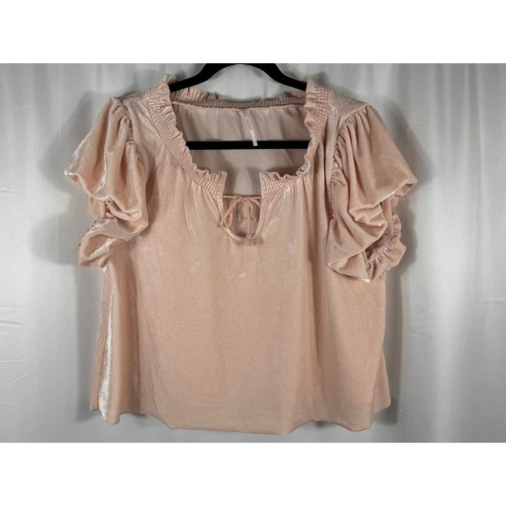 Free People Blush Pink / Peach Velvet Ruffle Sleeve Smocked Blouse Womens S‎