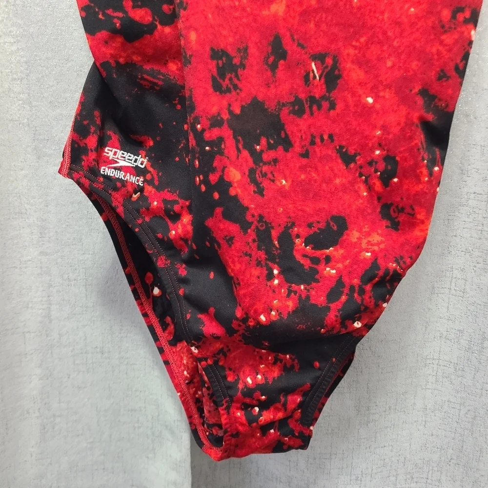 Speedo red black