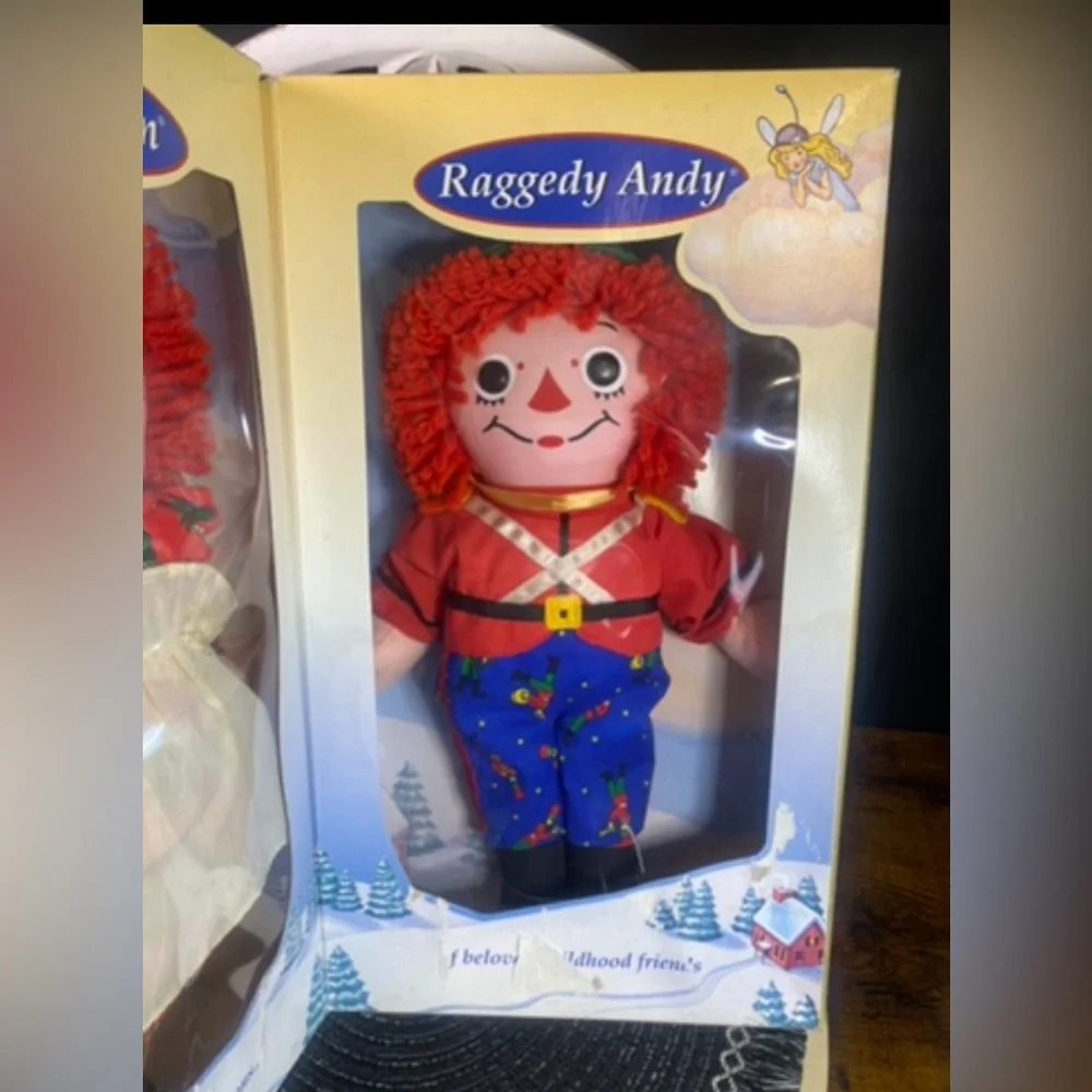 Raggedy Ann and Andy this dolls
