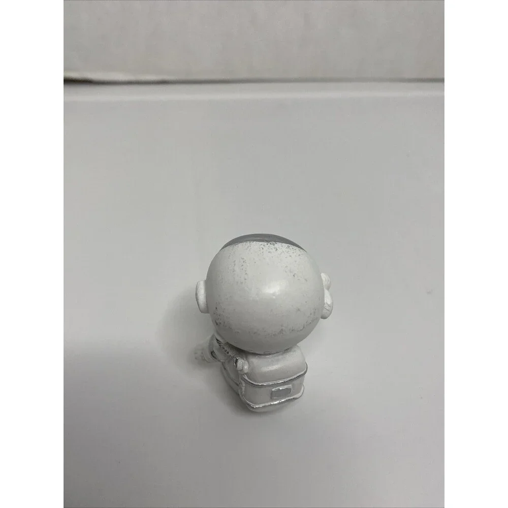 Spaceman Ornament Figure Decoration Current Astronaut Figure Statue