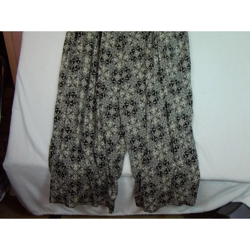 Torrid Women's Smocked Gauze Wide Leg Crop Jumpsuit Spaghetti Straps Size 4X BLK