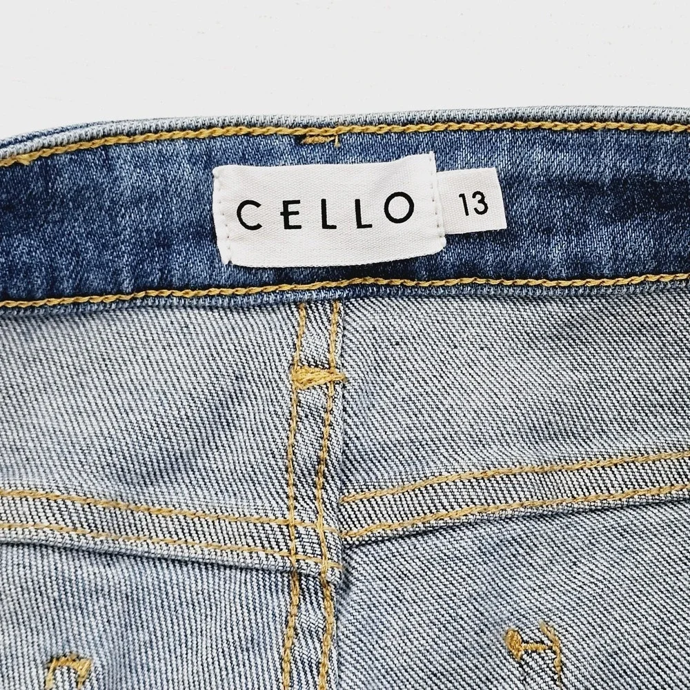 NEW Cello Womens 13 High Rise Flare‎ Jeans Distressed Blue Denim Casual