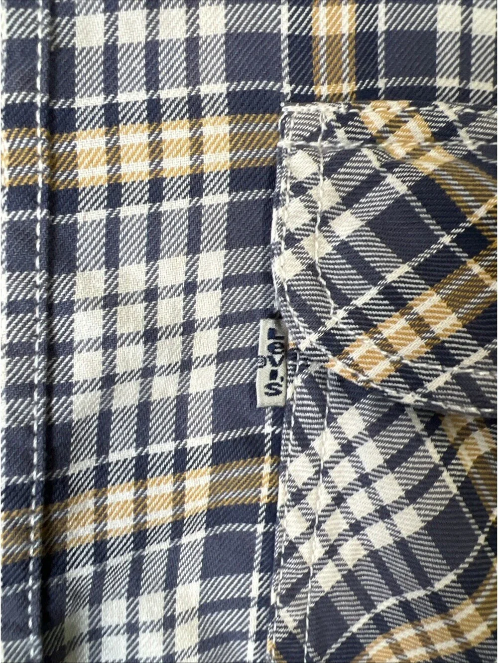 Levis levi’s plaid