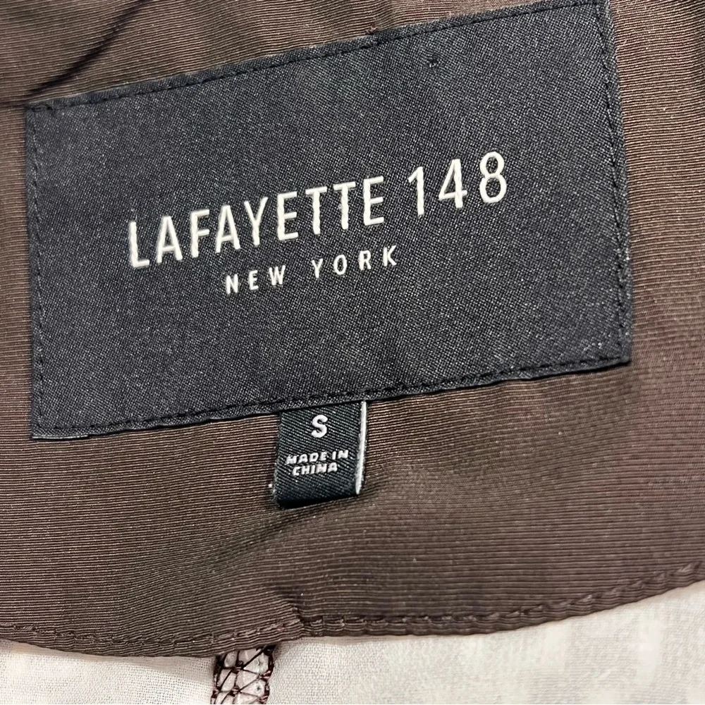 Lafayette 148 New York step up