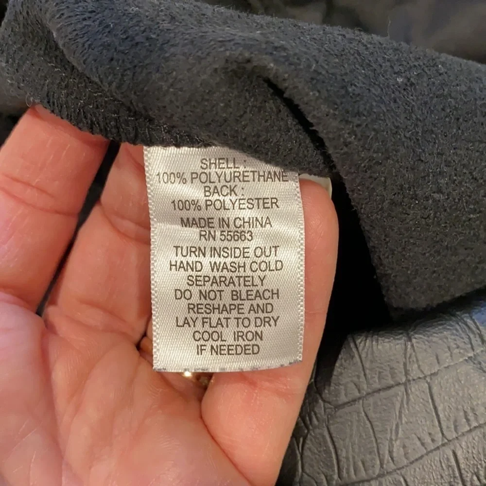 Nicole Miller NY Croc Embossed Skinny Pants EUC