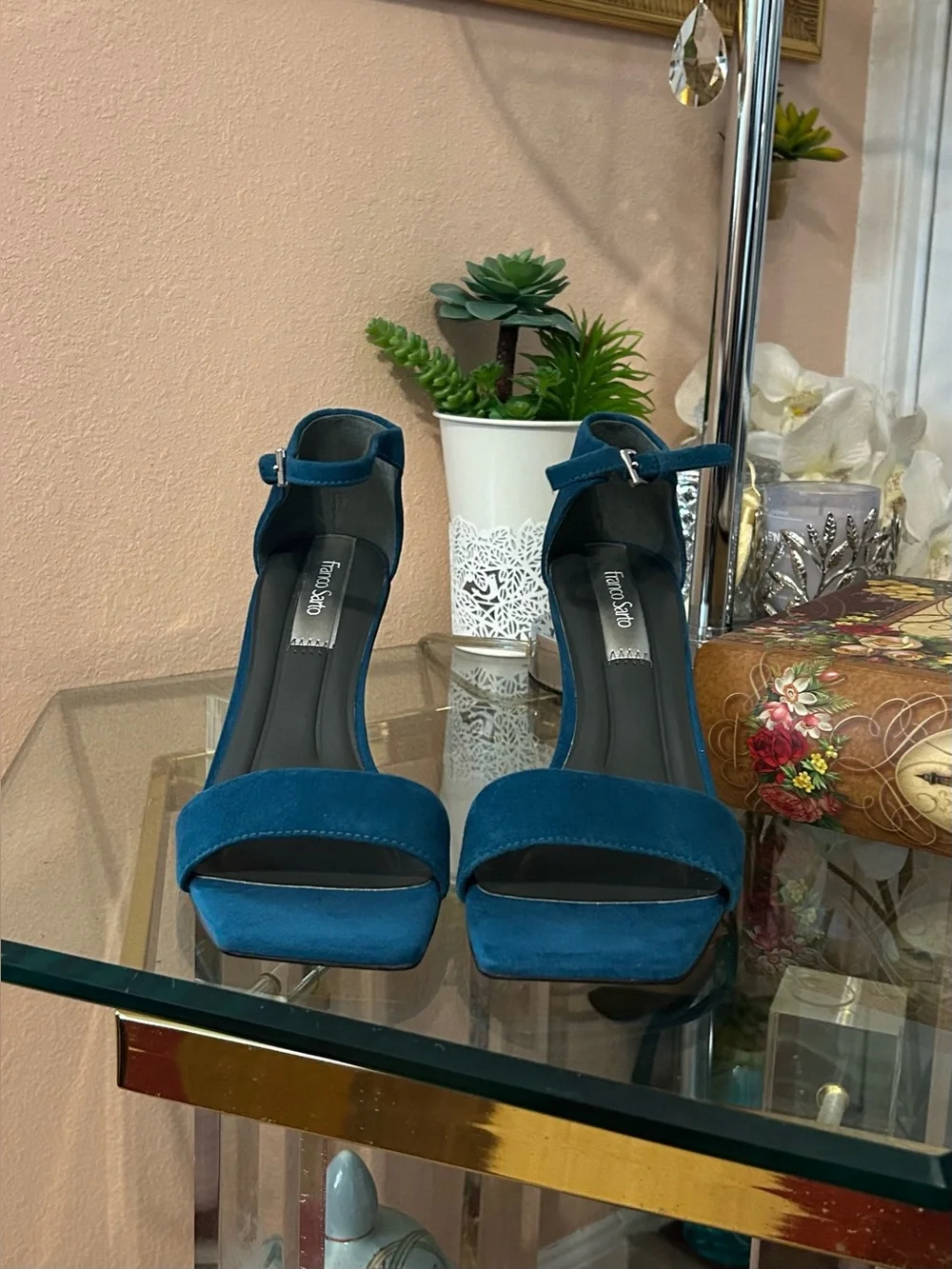 Franco Sarto genuine suede