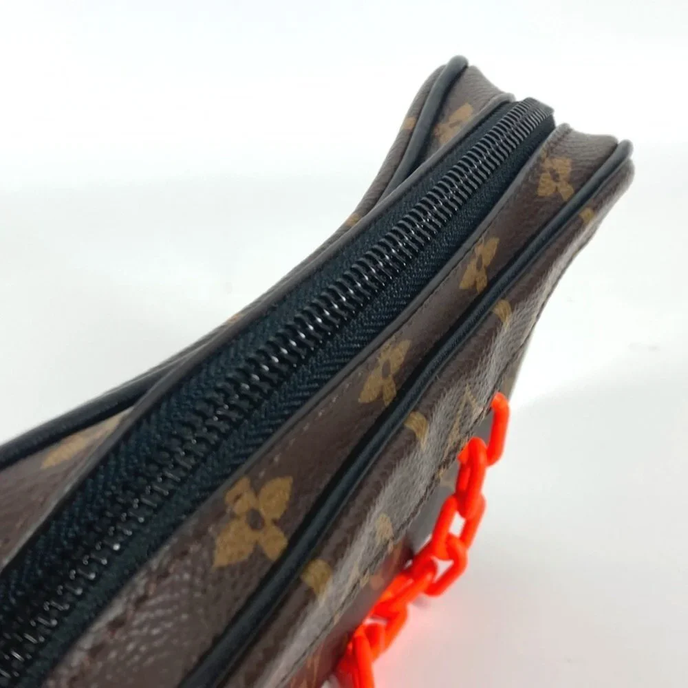 LOUIS VUITTON Authentic Black Monogram Canvas Pochette Pouch