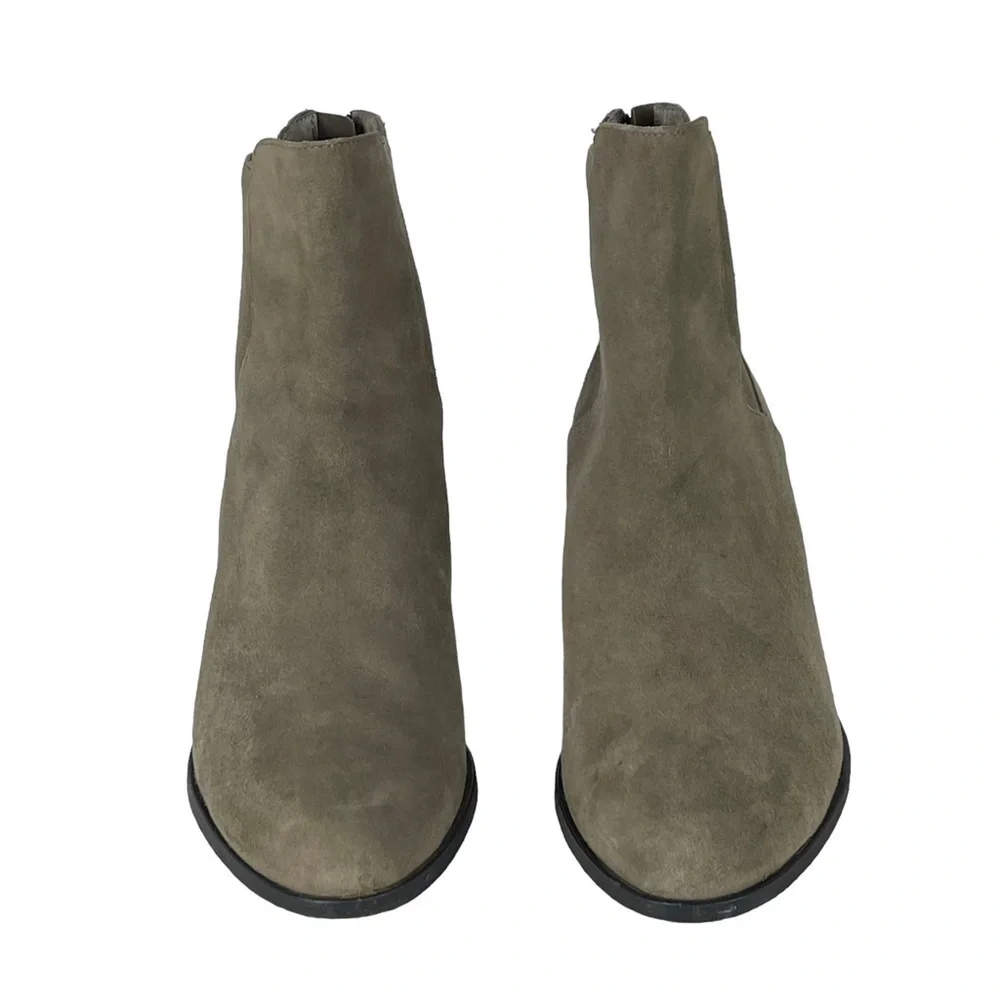 EILEEN FISHER PEER SHADOW TAUPE NUBUCK LEATHER CHELSEA STYLE ANKLE BOOT BOOTIE