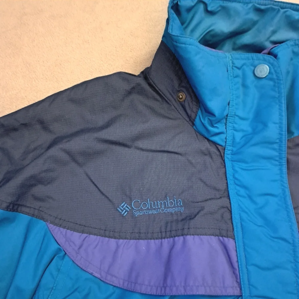 Columbia teal blue