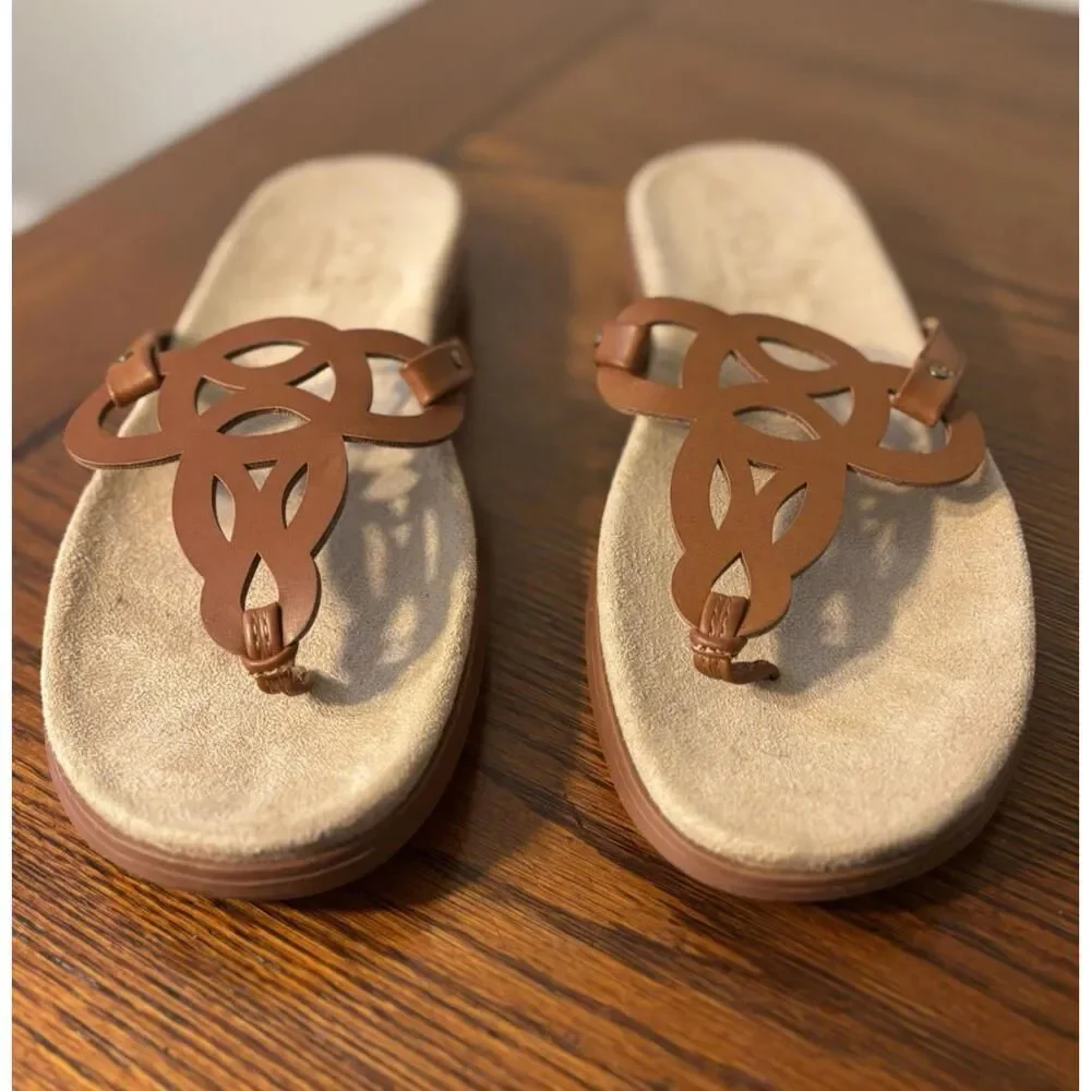 Naturalizer Soul Janice Brown Cognac Thong Sandals Women's Size 10M Flat