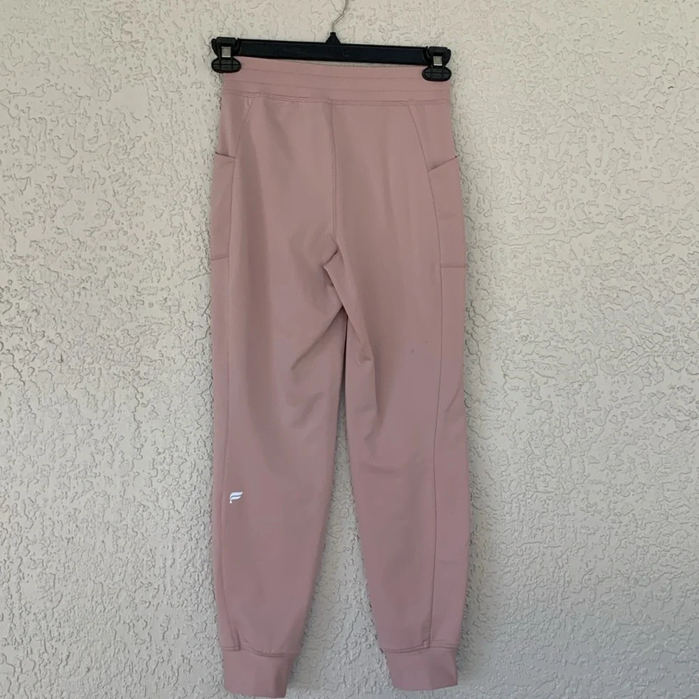 Fabletics lilac color