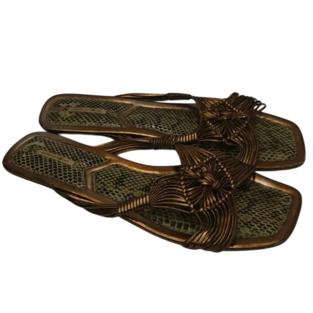 Maxstudio gold leather