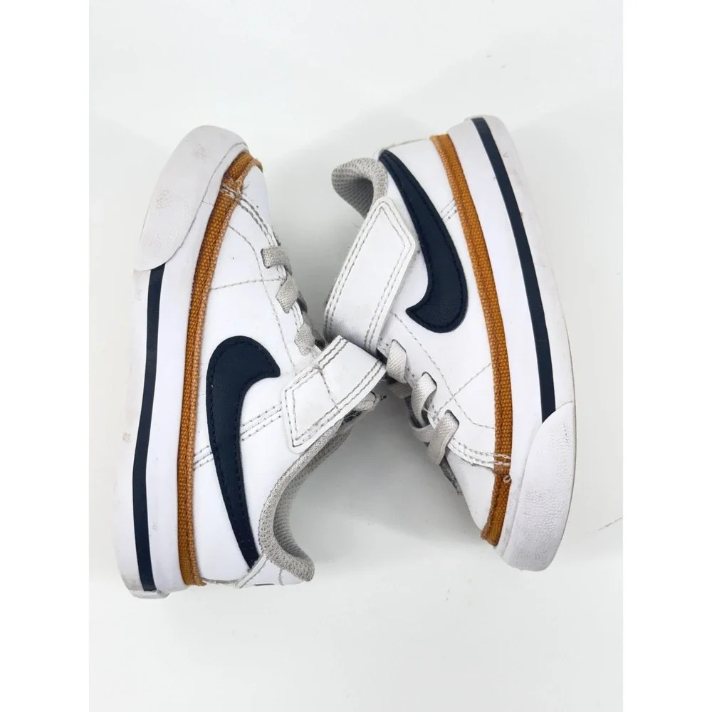 Nike court legacy