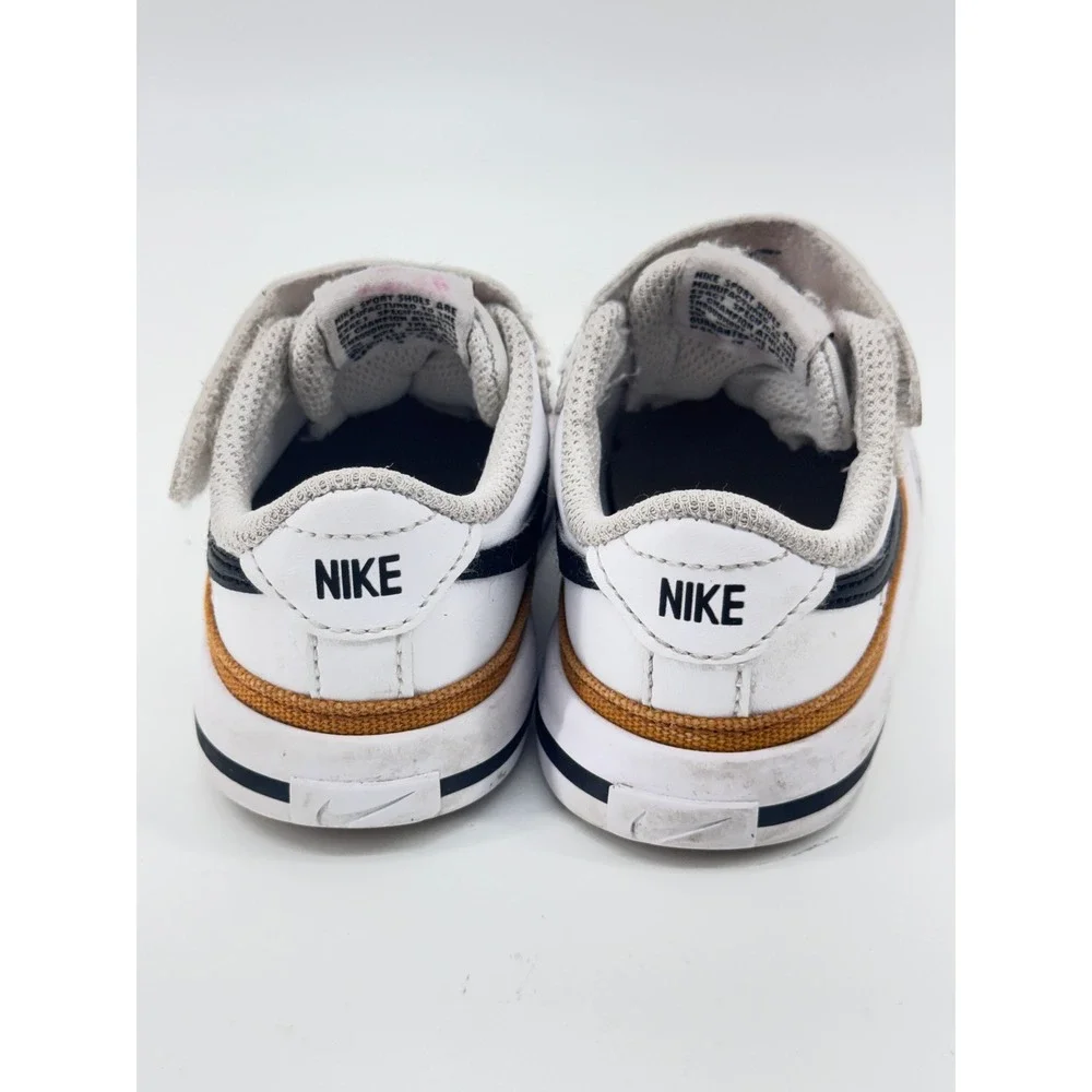 Nike court legacy