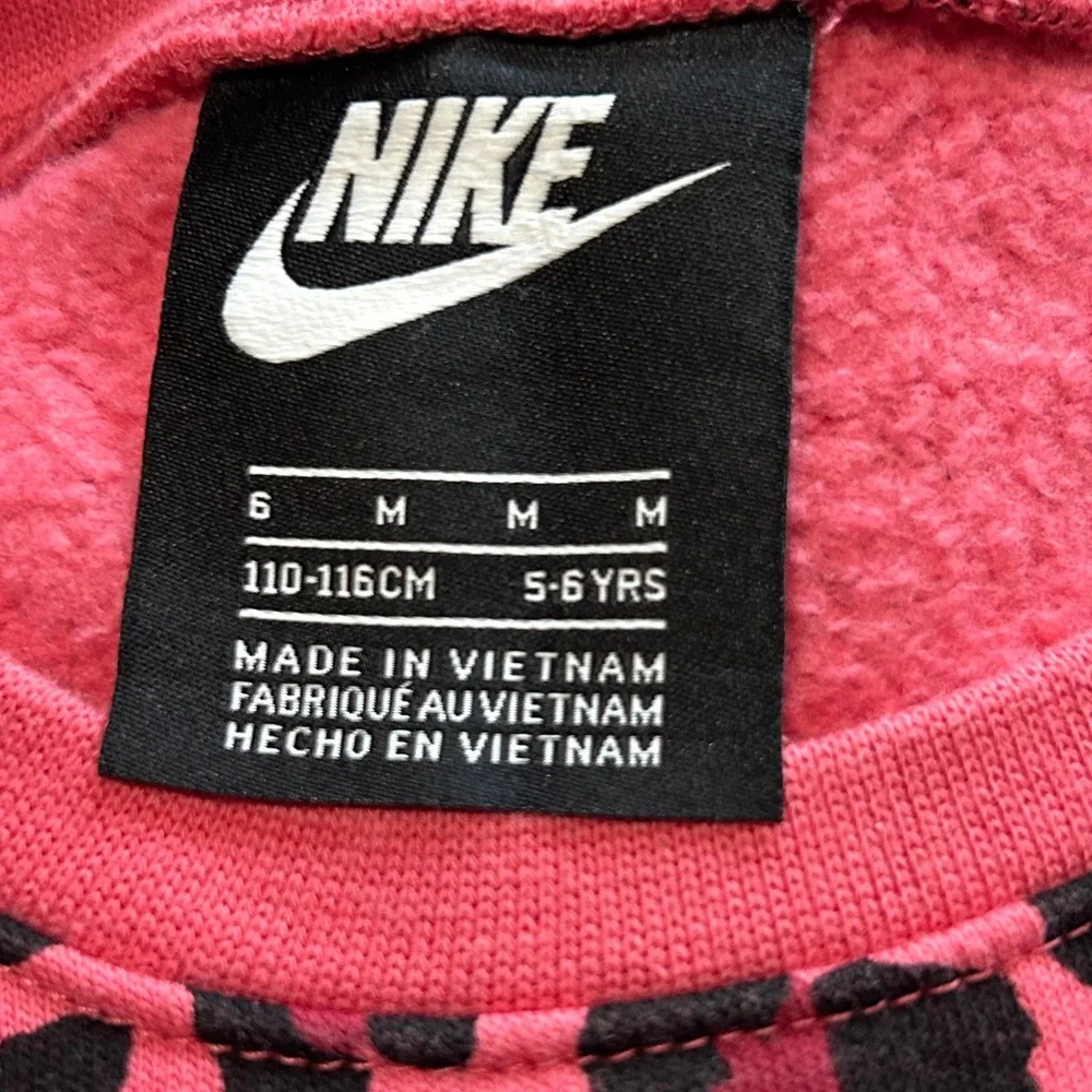 Nike sportswear crewneck