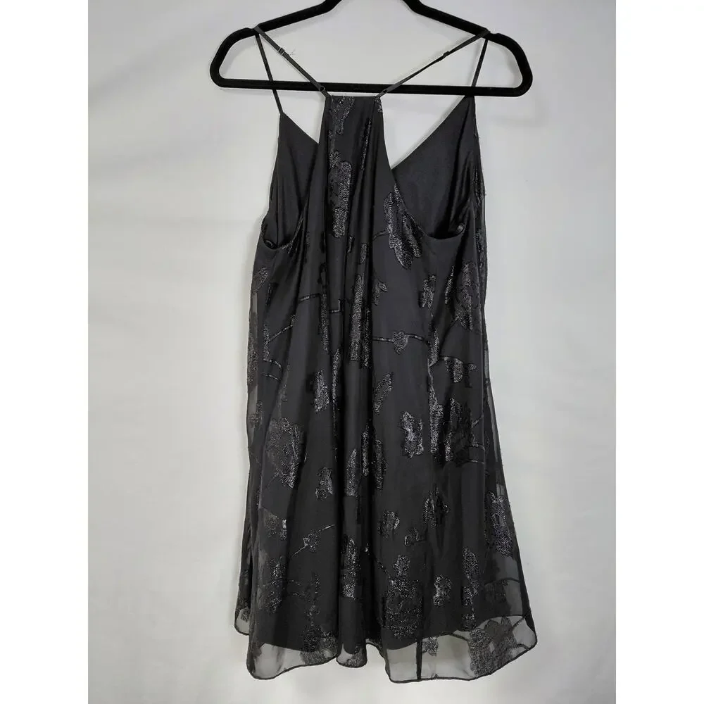Laundry By Shelli Segal fit tip