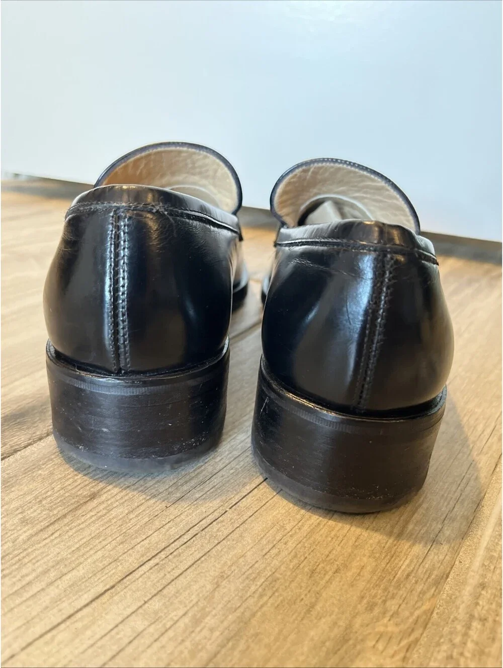 GUCCI MENS BLACK DRESS LOAFERS SIZE 9D MADE IN ITALY GOOD CONDITION!