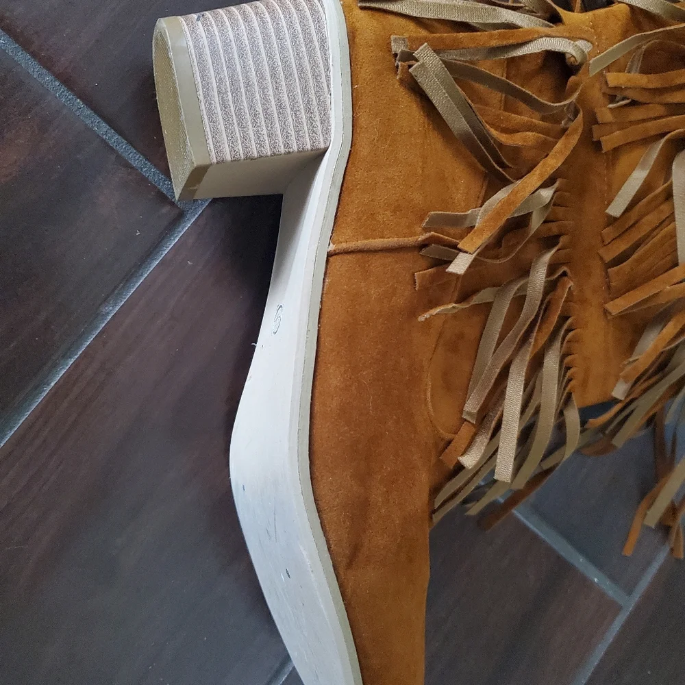 Sugar boots size