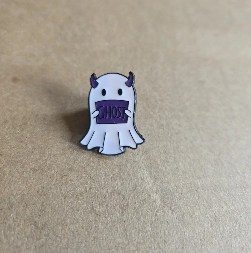 N/A adorable ghost