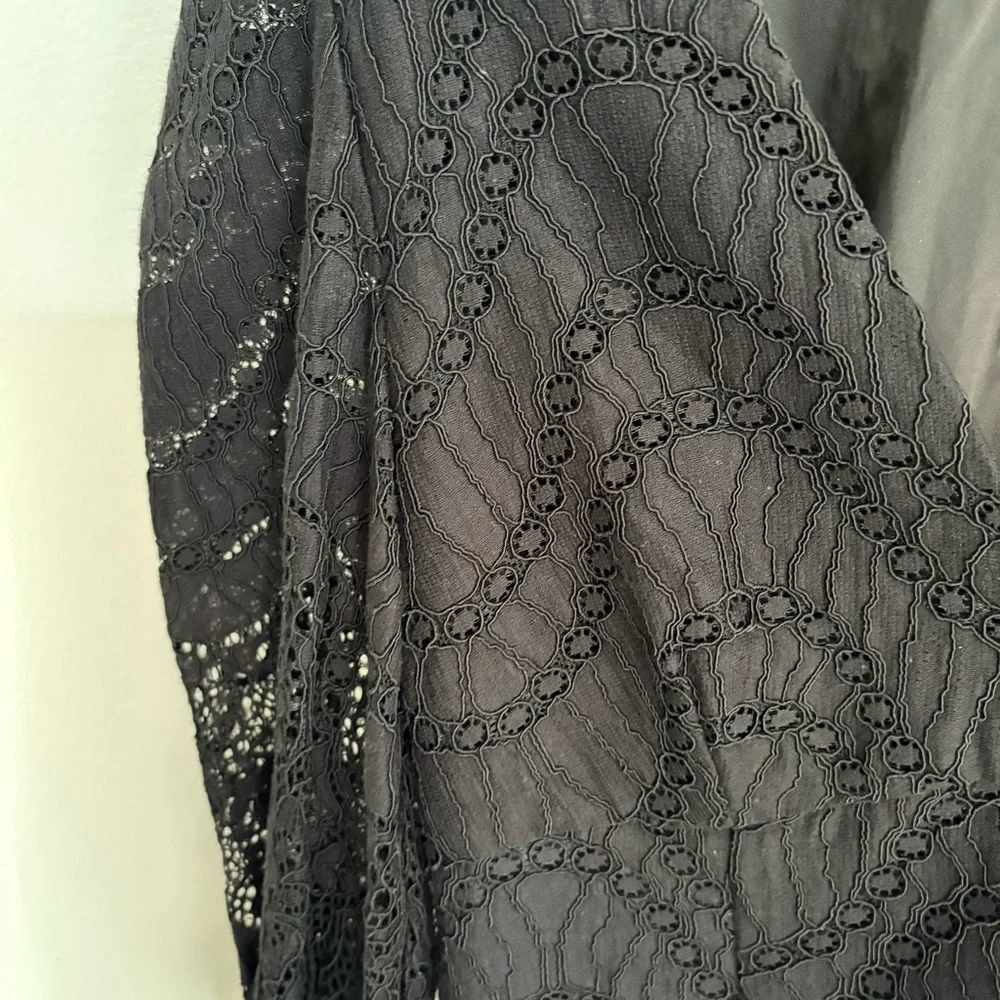 Bardot chic black