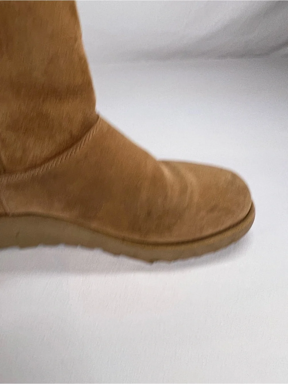 UGG classic ankle