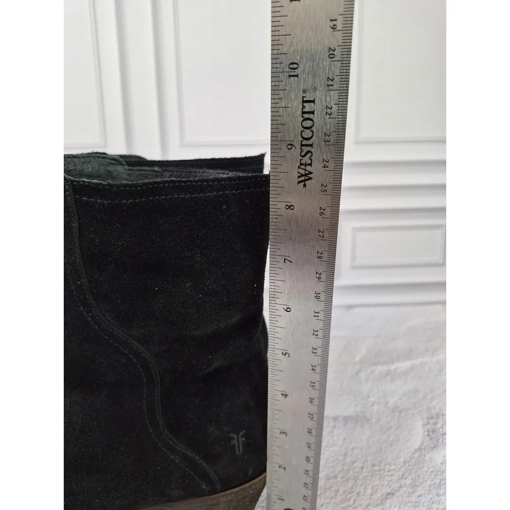 Frye business concerns wear