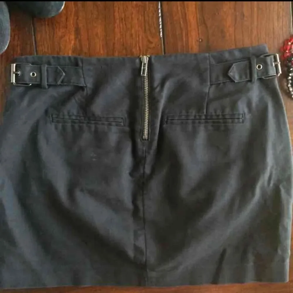 3 for $20! EUC! Armani Exchange Structured Pleated