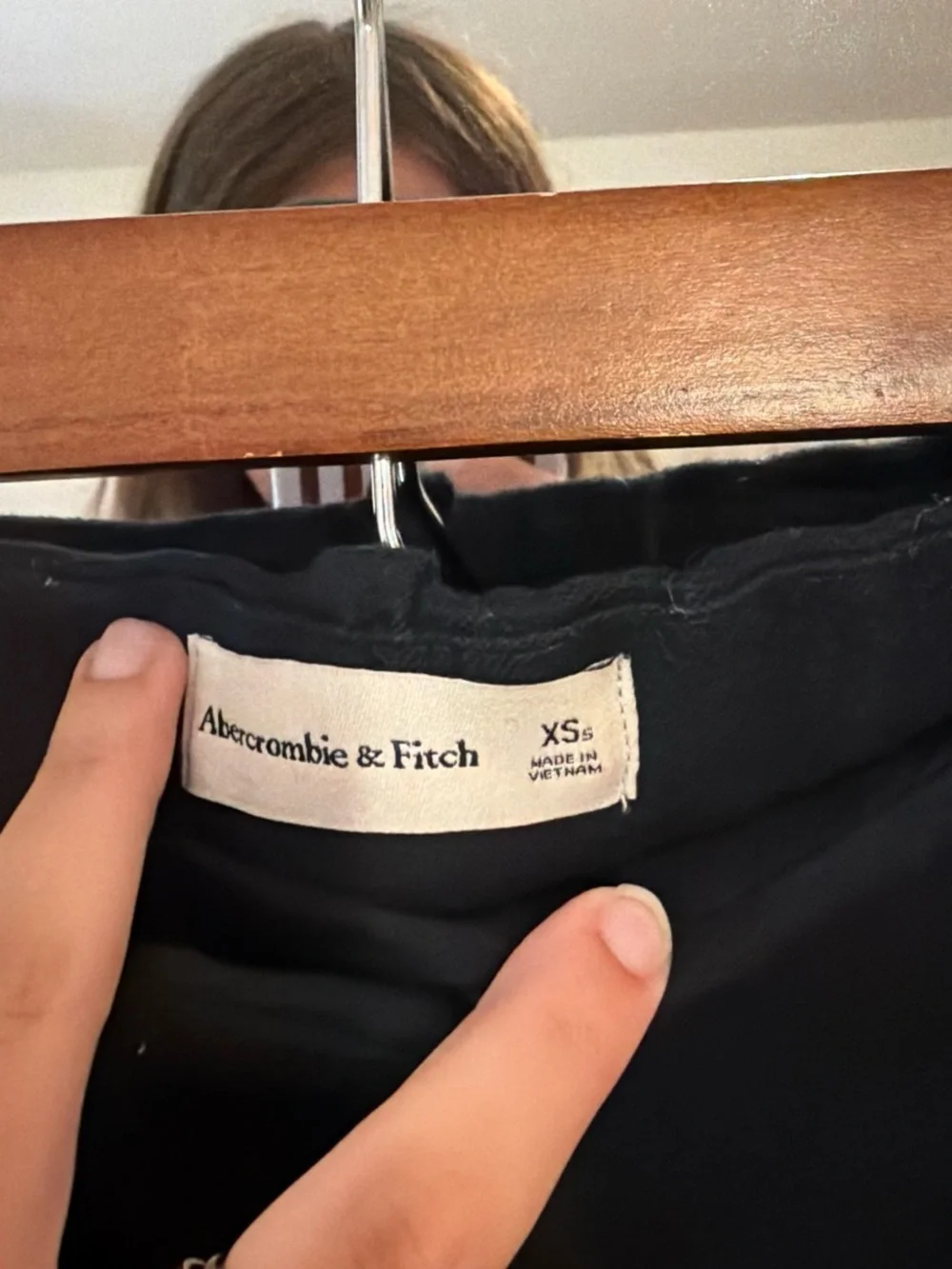 Abercrombie & Fitch versatile wide