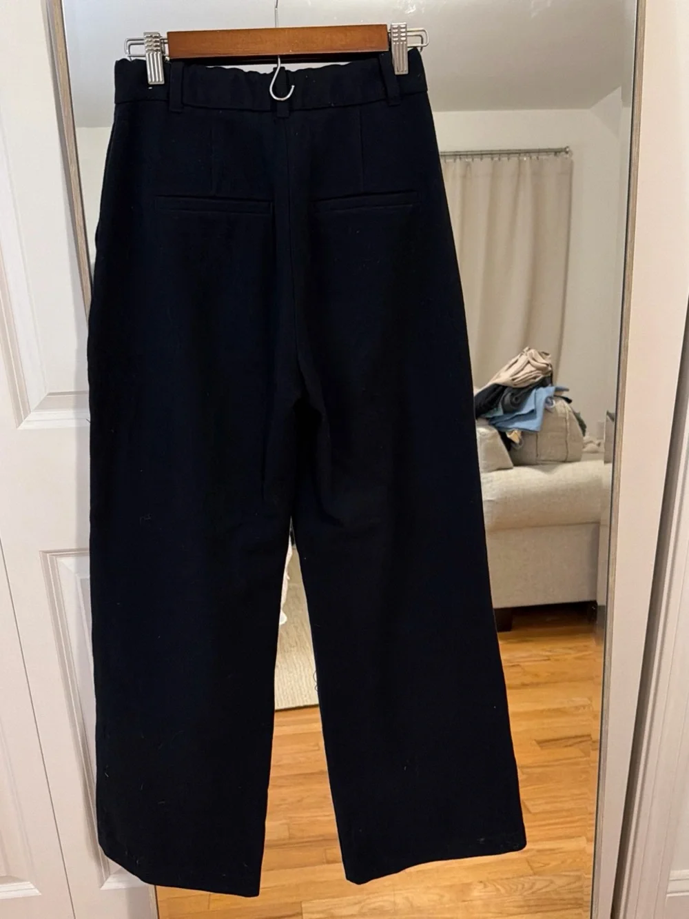 Abercrombie & Fitch versatile wide