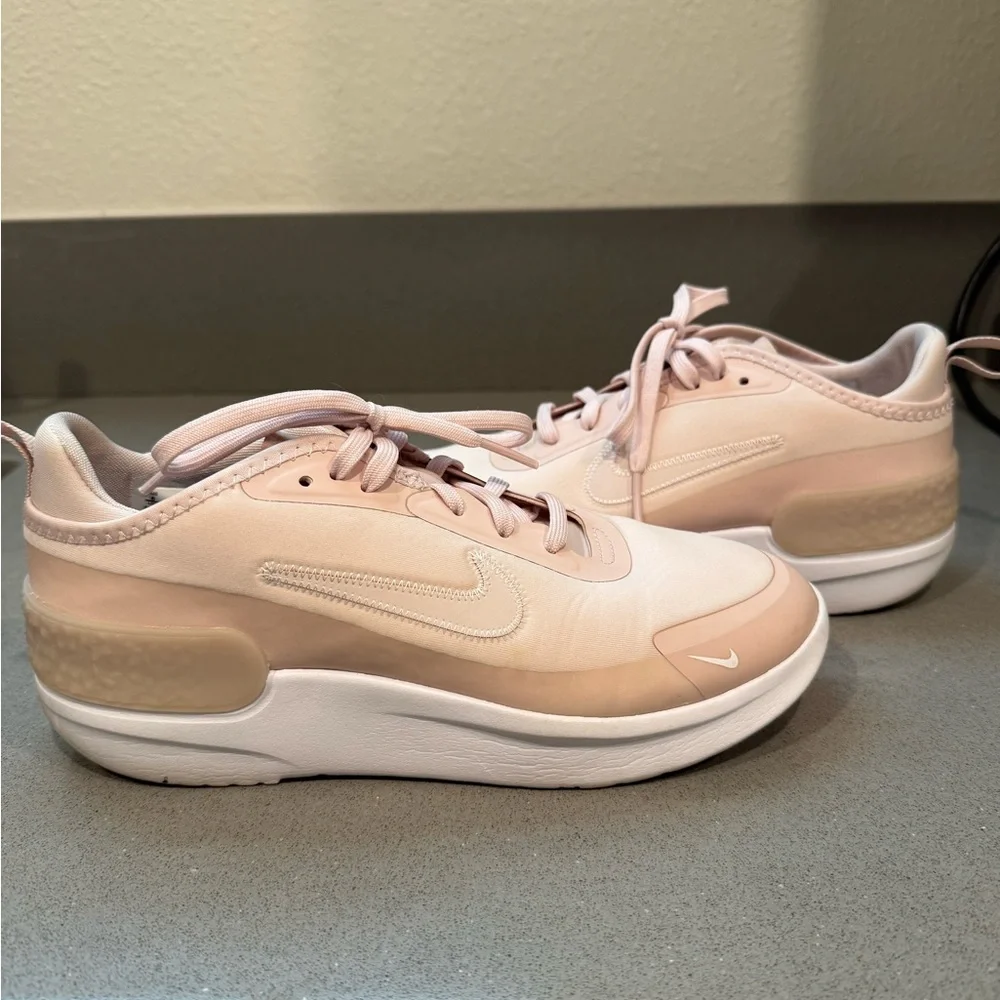 Nike Women's Sneakers