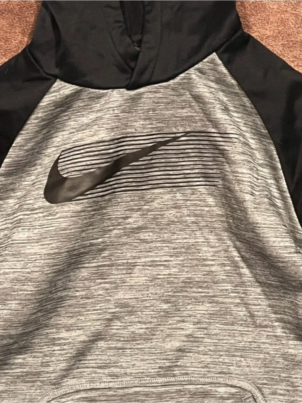 Nike pullover hoodie