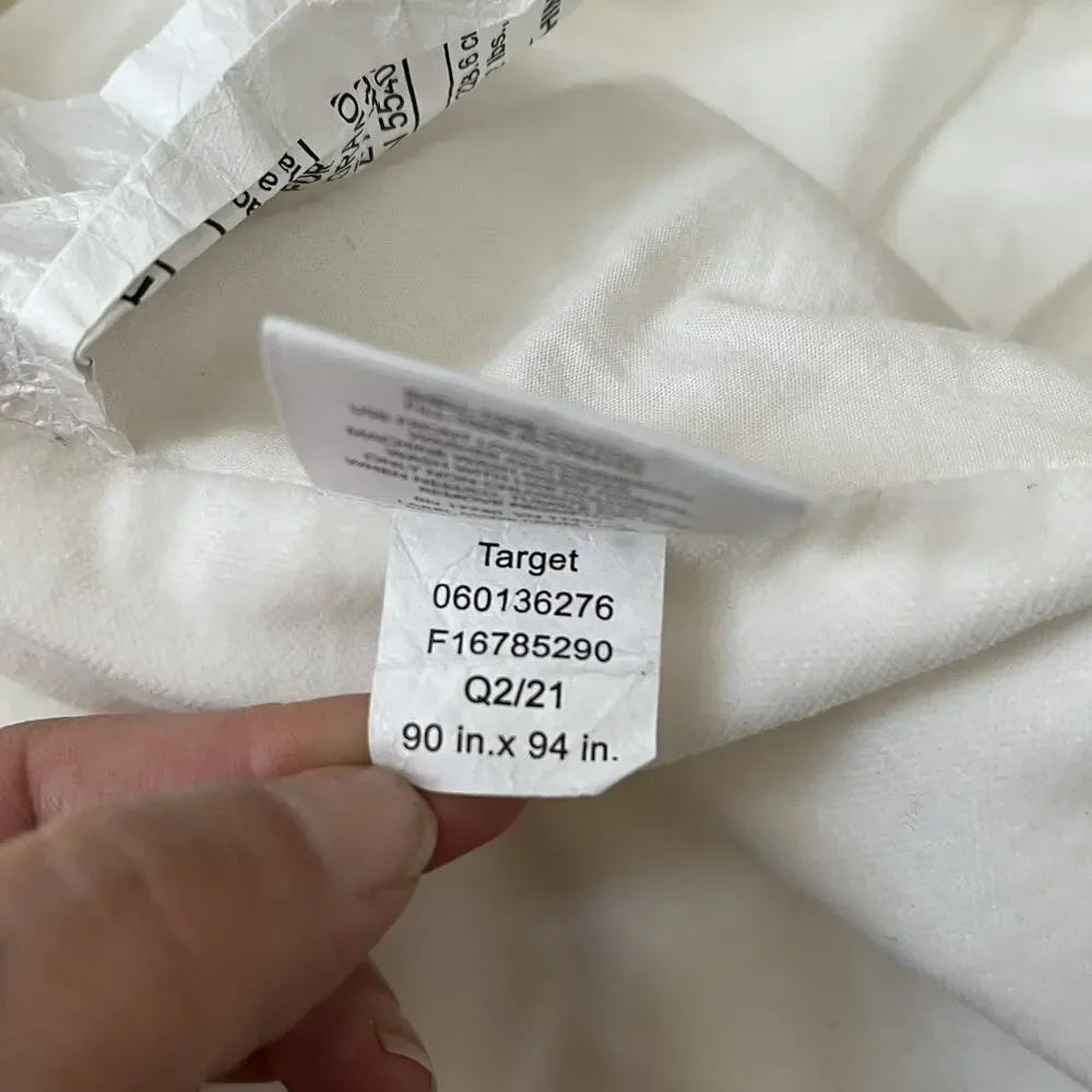 Threshold velvet comforter