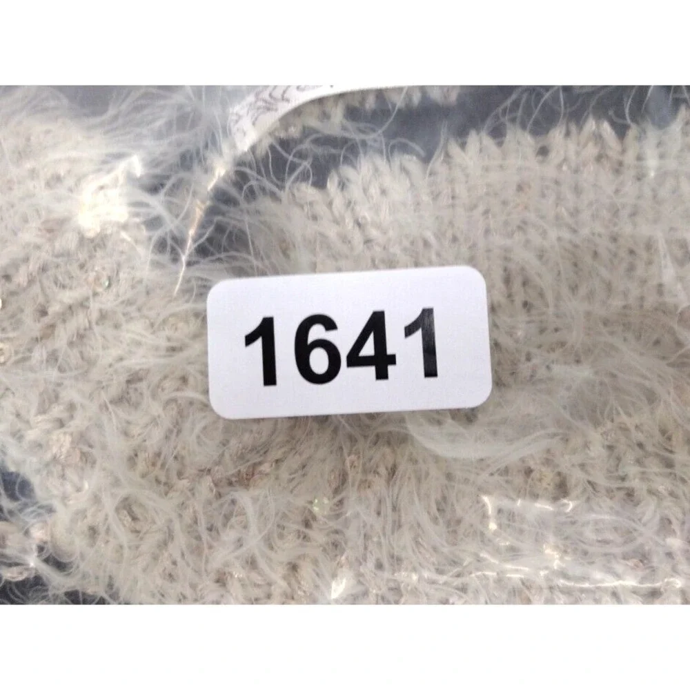 Mirumi fuzzy knit