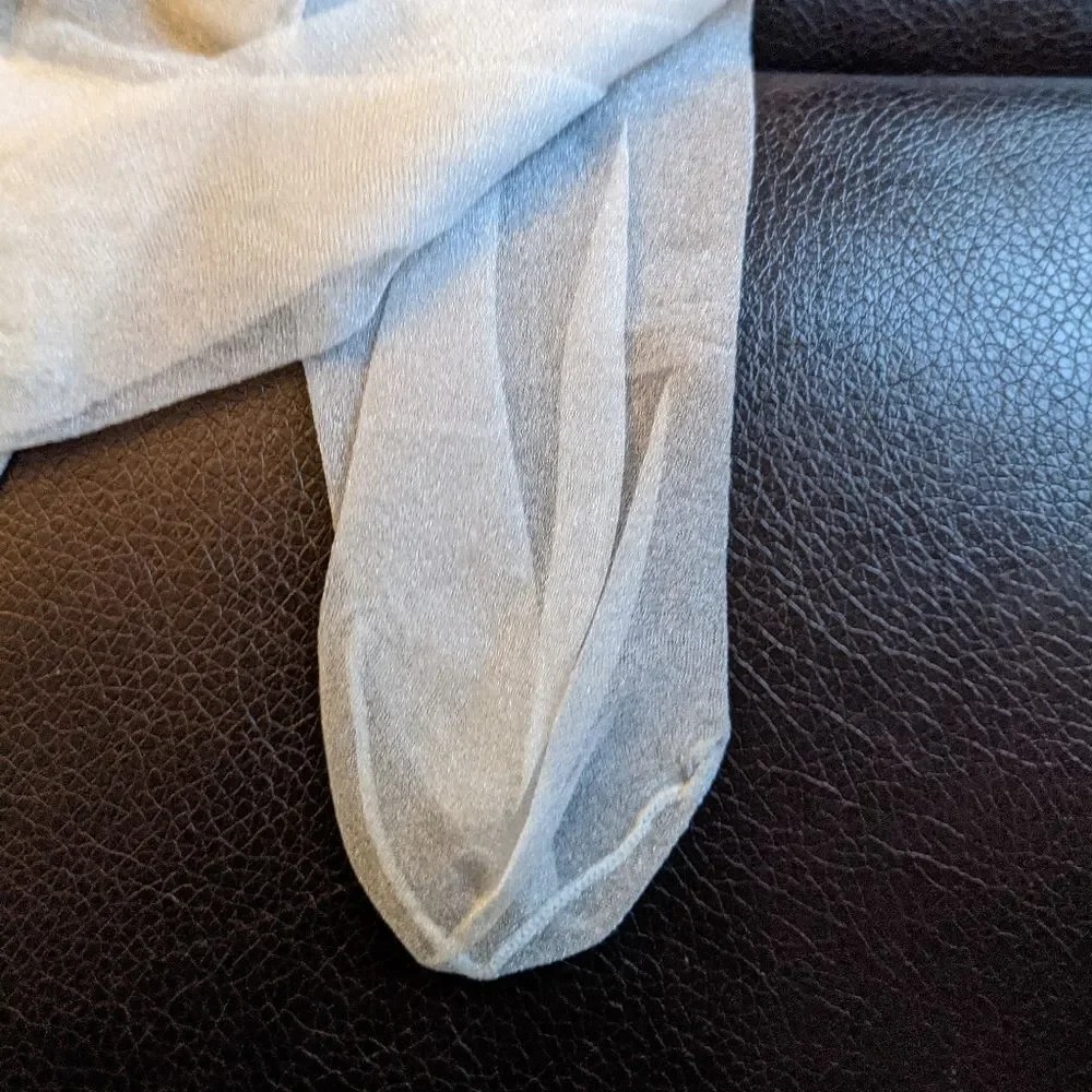 Hanes one pair