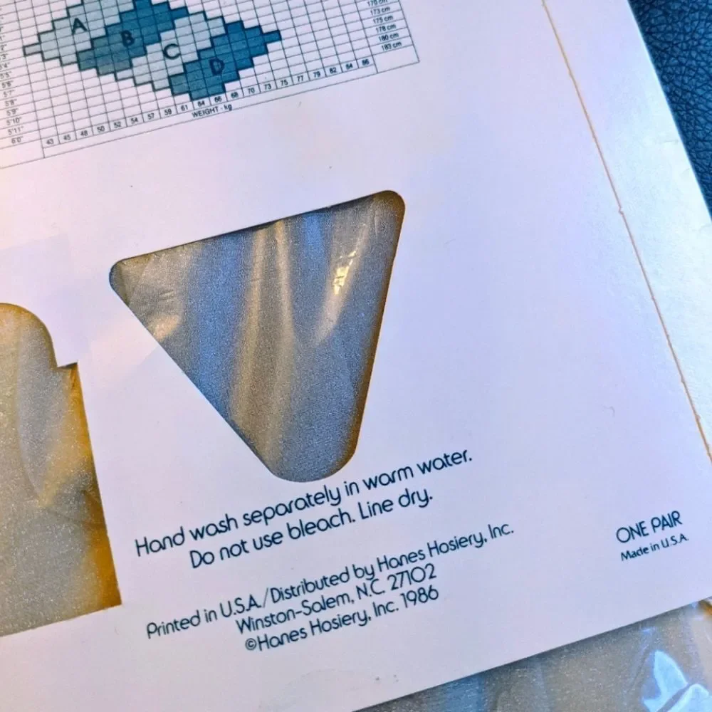 Hanes one pair