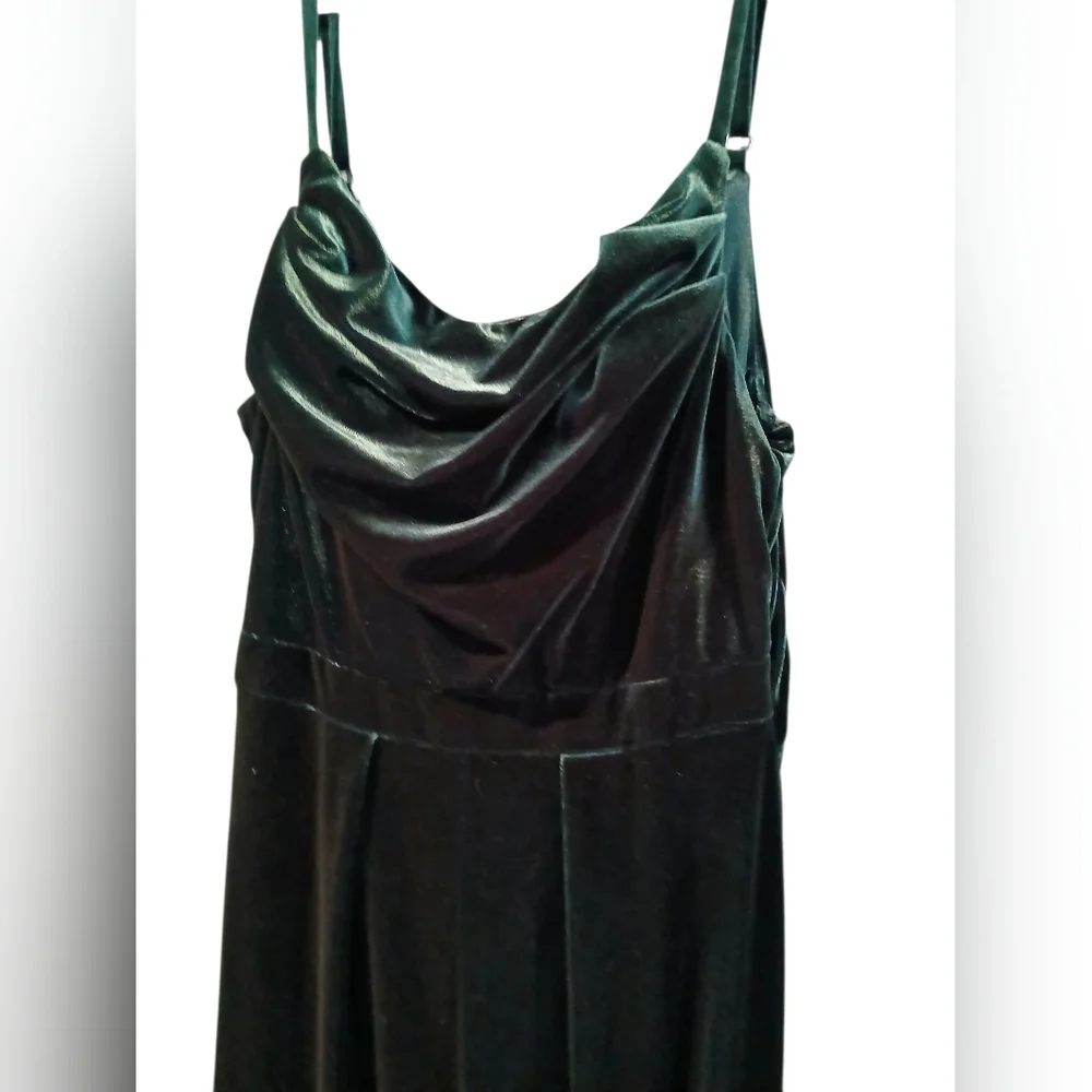 Revelry Green Velvet Cowl Neckline Pantsuit Size 0 Christmas Party Going Out