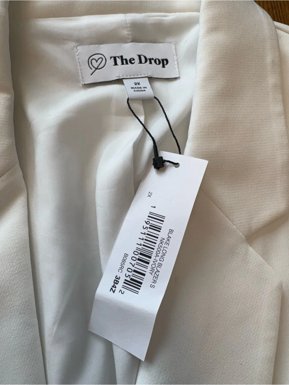 The Drop silhouette single dressy