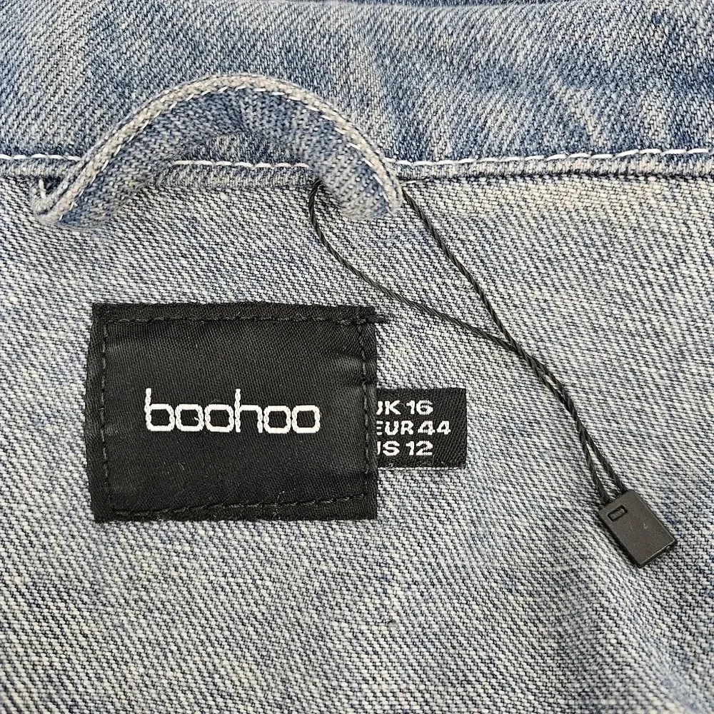 Boohoo lighting 12 if