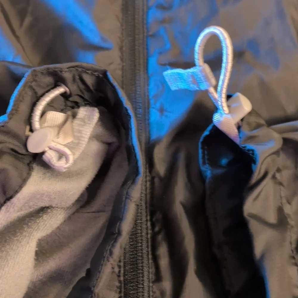 The North Face arm packable details