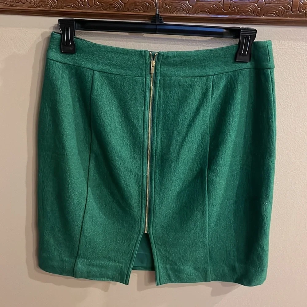 Banana Republic beautiful green