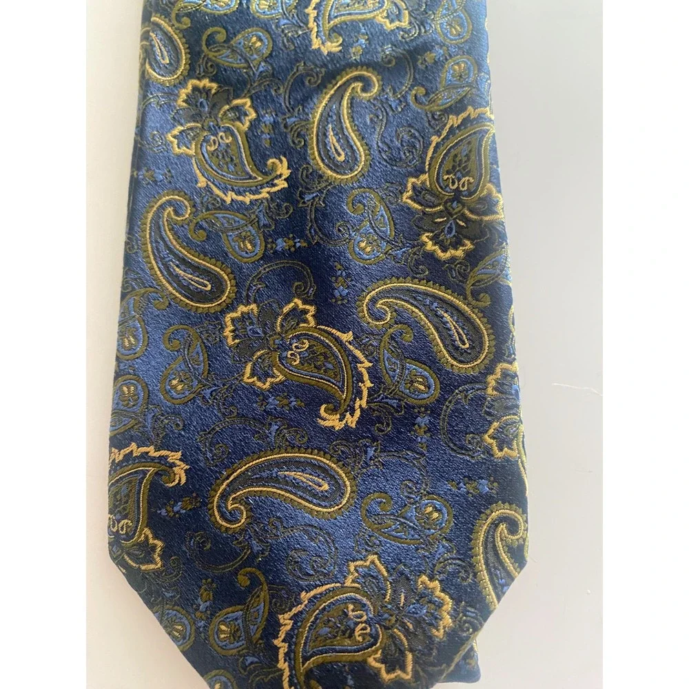 BOCARA silk necktie